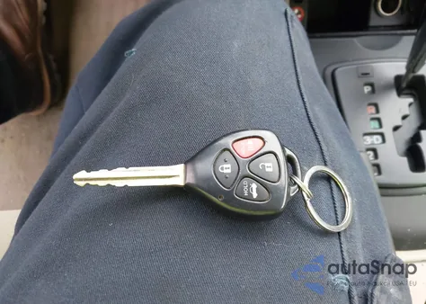 2013 Toyota Corolla S/Le из США, поврежденный, VIN 2T1BU4EE8DC092849